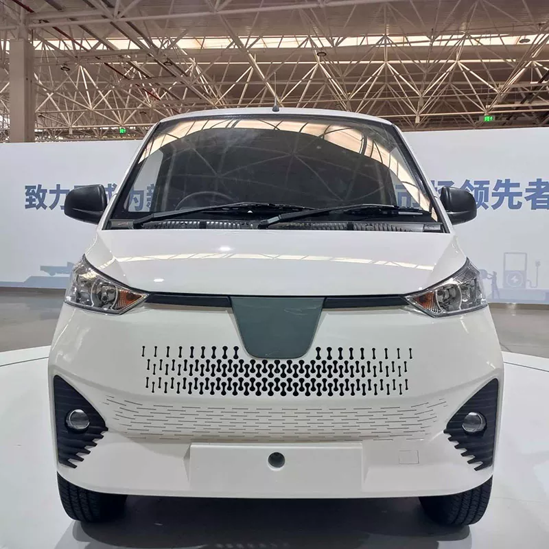 Wuling G100 מיני וואן חשמלי